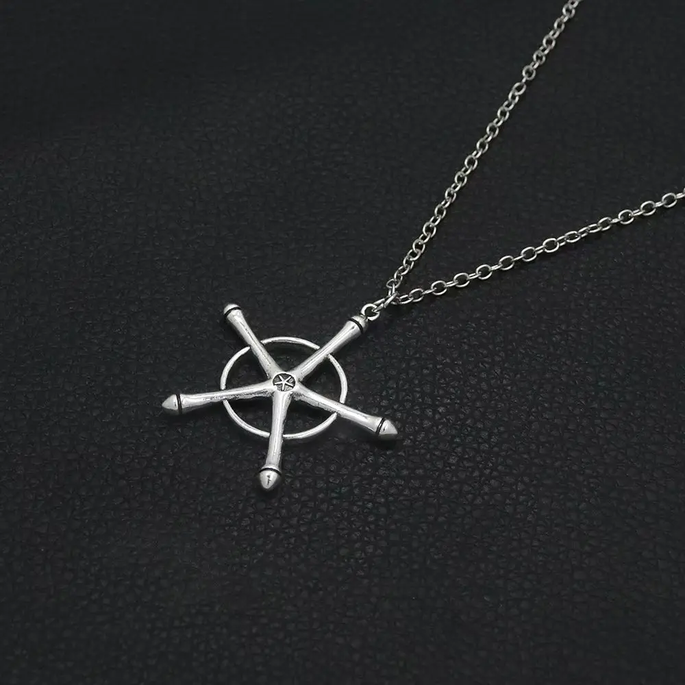 Quicy Cross Necklace