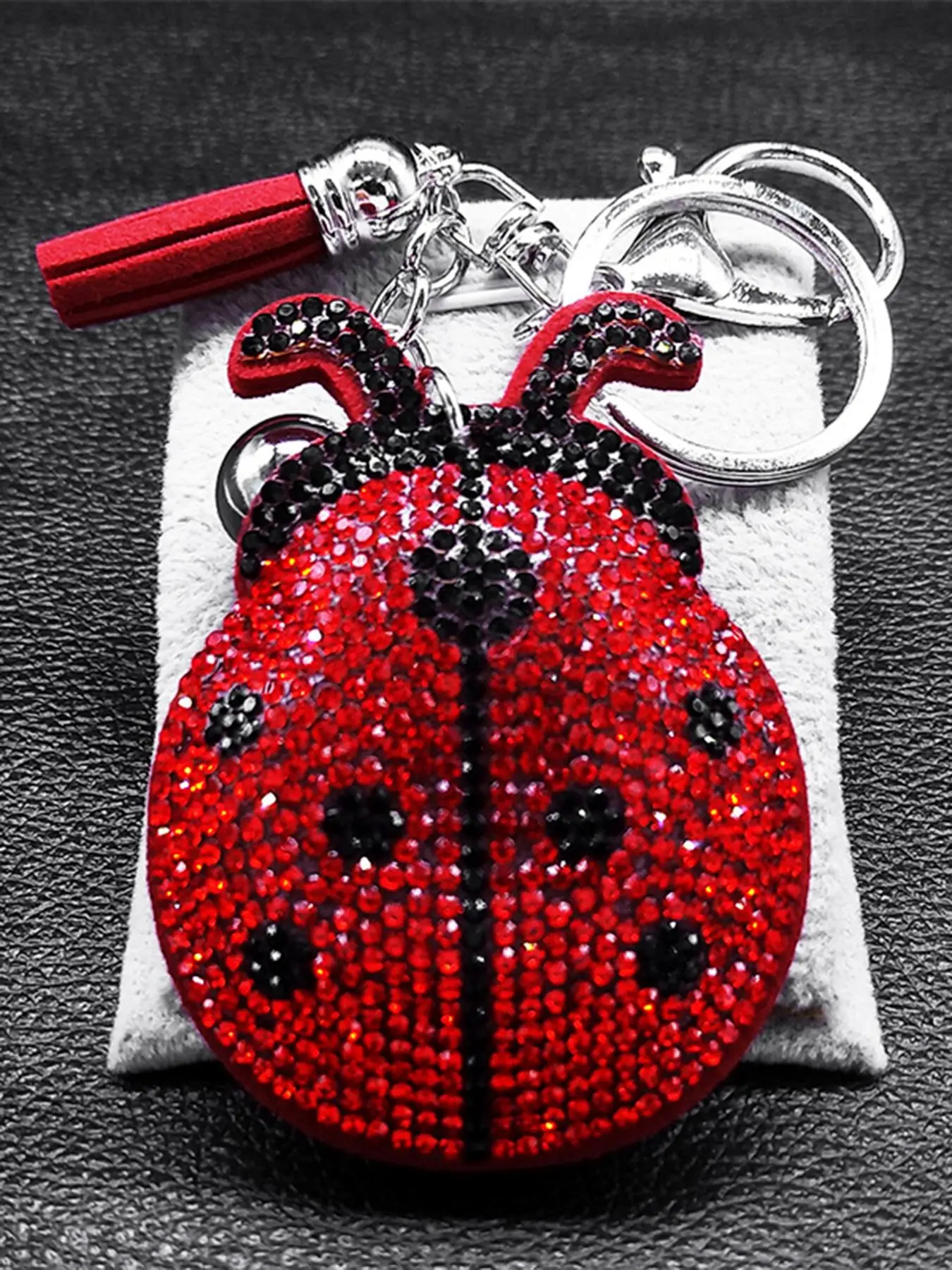 Rhinestone Lucky Charm Ladybug Design Keychain, Bag Charm for Women & Men, Ladybird Key Chain Accessories Jewelry for Birthday Gift, Daily Use, Cute Sparkling Keychain Accessory