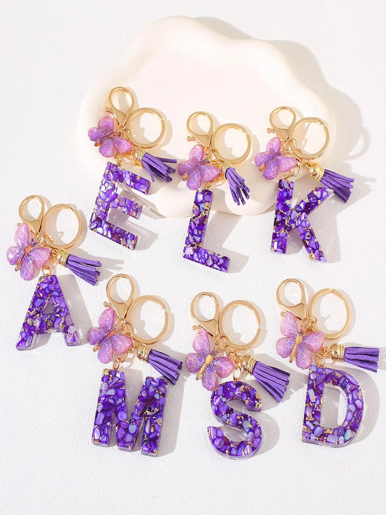 1PC Alphabet Letter Fashion Keychain Kawaii For Bags ccessories purple Tassel Pendant Resin Letter Charm Purse Hanging Bag key ring Personalized Car Key Ring for Women Unique Gift Idea Bling Bling Keychains Key Ring Keyrings Accessory