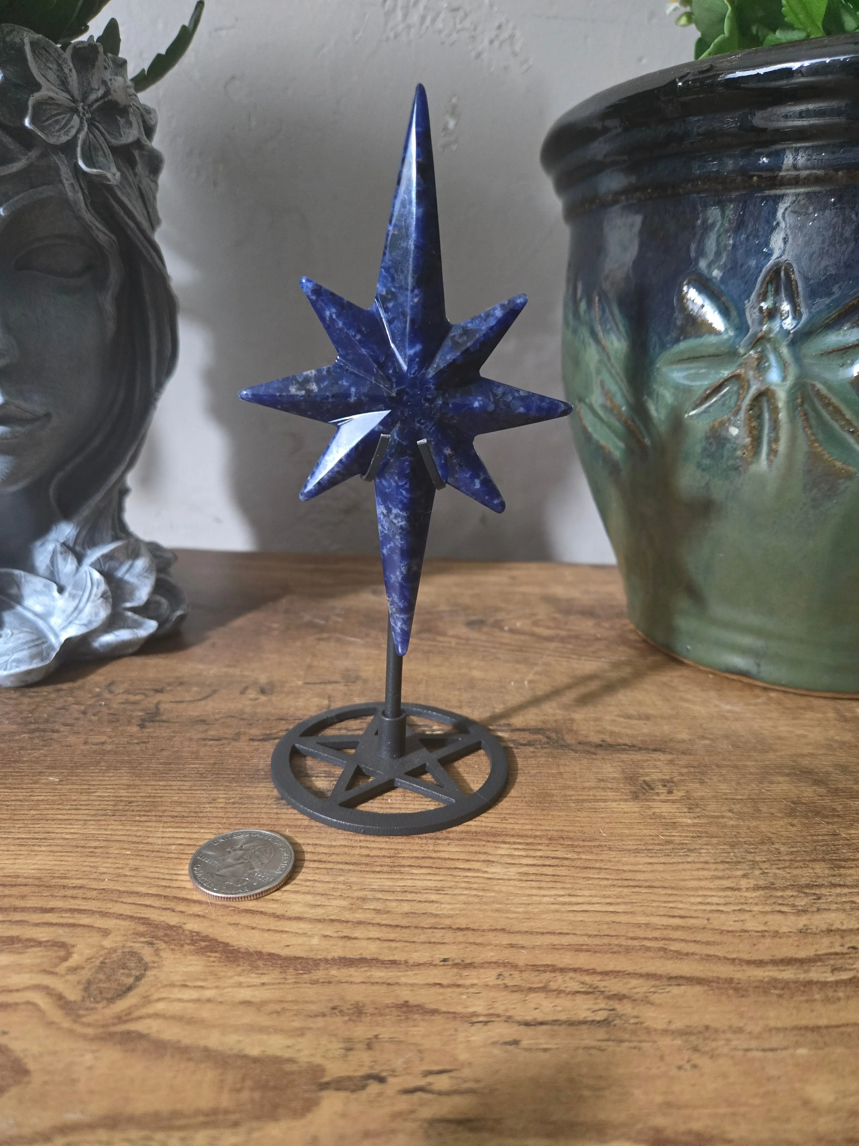 Sodalite Star Stone, Natural Carved Healing Crystal for Meditations and Decor, Balances Intuition and Enhances Spiritual Perception