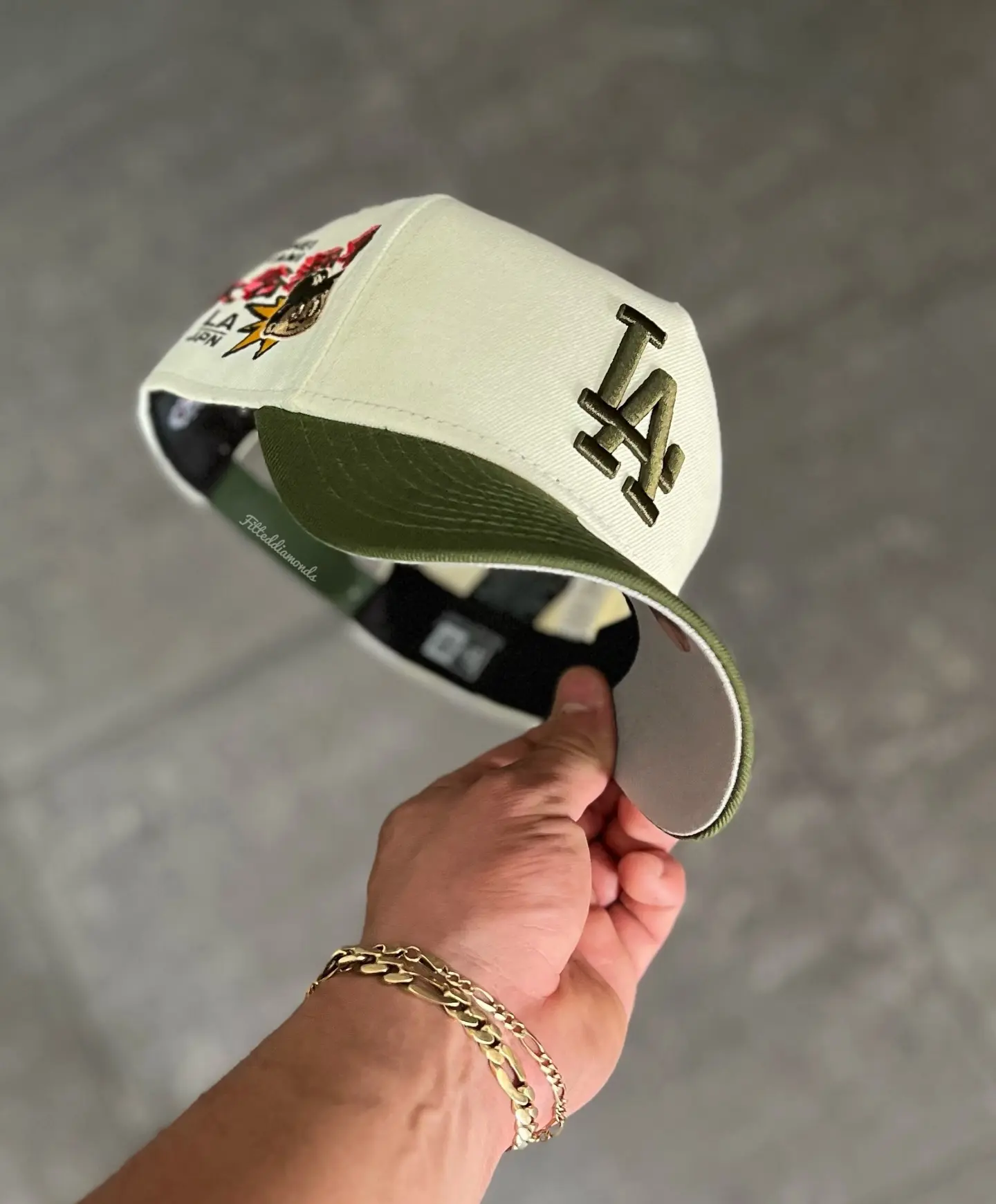 New Era MLB LA Dodgers & NY Yankees 9FORTY 59FIFTY Snapback Adjustable Baseball Cap Ivory Cream Olive Green Embroidered LA Logo Curved Brim Adjustable Unisex Baseball Hat Retro Vintage Streetwear Look Hip Hop Style Fashion Trend 2026 TikTok Viral Headwear