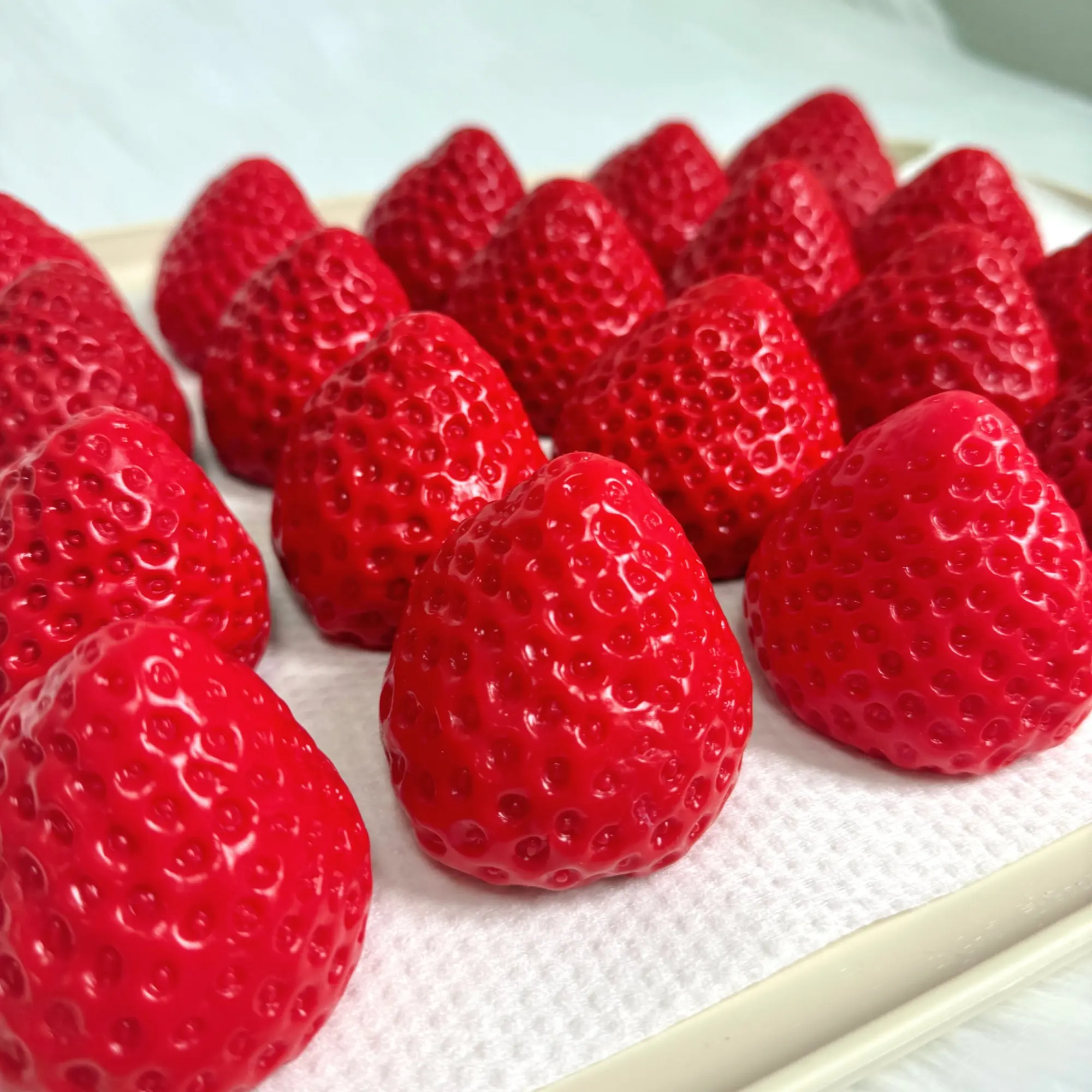[Classic Squish Texture] Soft Squishy Silicone Strawberry Stress Relief Squishies, Realistic Look ASMR Fun Fidget Item for Anxiety Relief, Gift-Ready & Shareable Party-Birthday Gift for Fidget Lovers, 140g