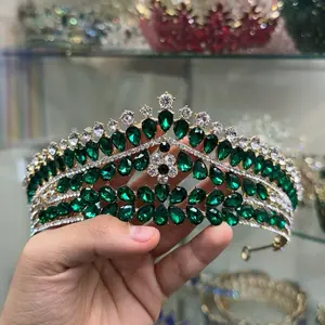 Emerald Green Daisy Crown with Green Gemstones and Decorative Elements