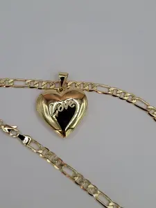 LOVE heart beautiful chain figaro gold plated  beautiful style