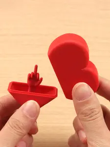 1pc Red Love Heart Surprise Gift, Valentines Day Surprise Box, Funny Gag Gifts, Novelty Gag Gift, Humor Gift, Gifts for Lover, Valentine'S Day Gifts for Men and Women, Party Favors
