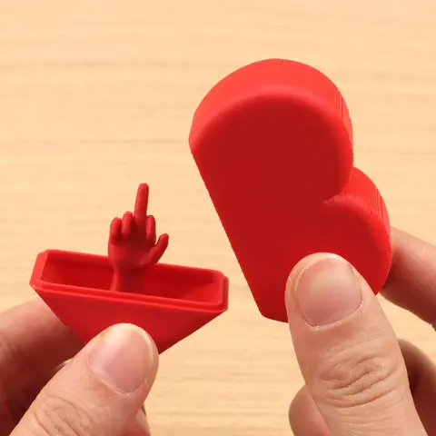 1pc Red Love Heart Surprise Gift, Valentines Day Surprise Box, Funny Gag Gifts, Novelty Gag Gift, Humor Gift, Gifts for Lover, Valentine'S Day Gifts for Men and Women, Party Favors