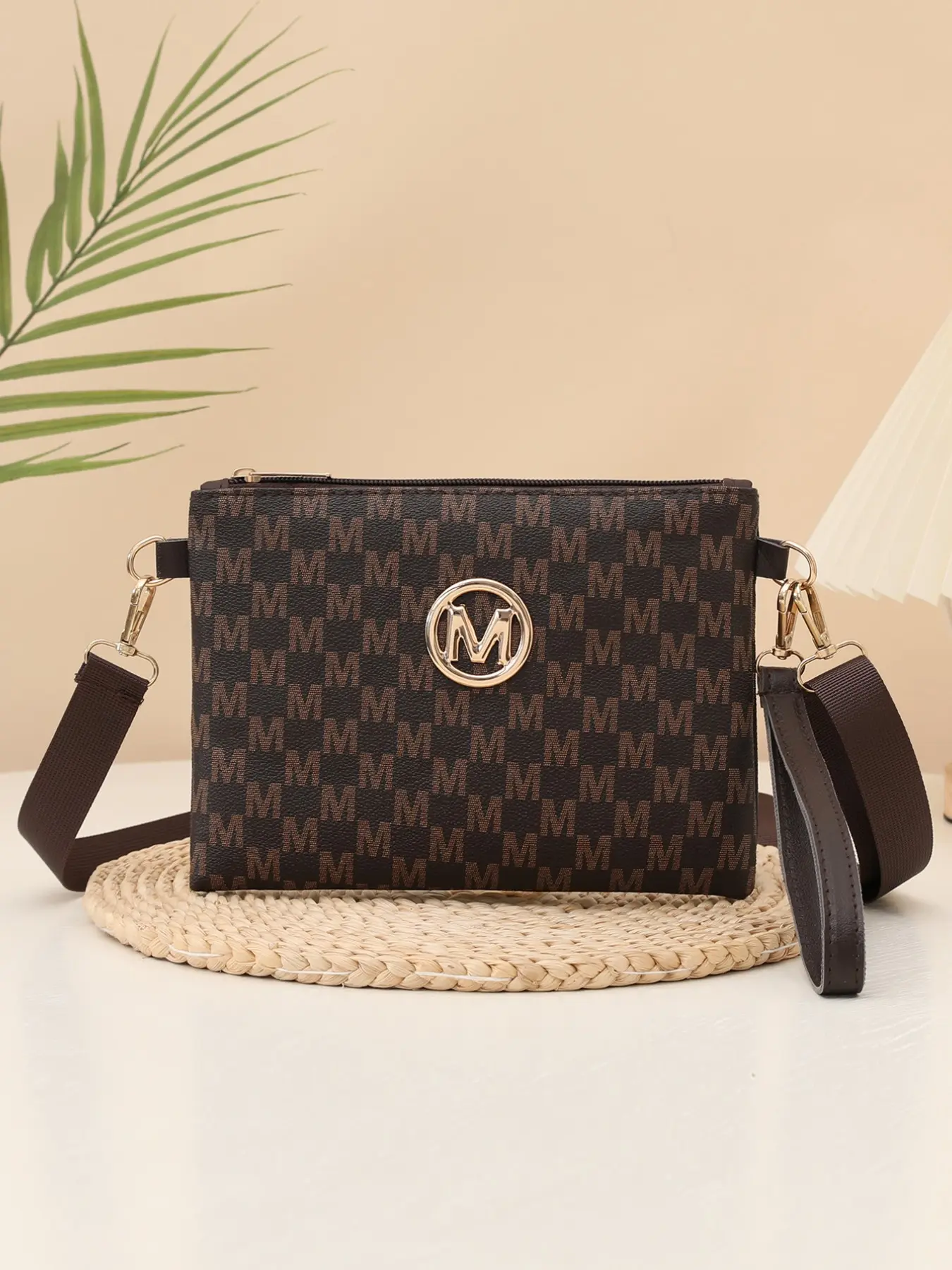 Women's Minimalist Crossbody Zipper Wallet, M-Print Bag, Slim Compact Design, Stylish Bag for Everyday Use, Trendy Small Wallet for Women, Versatile Aesthetic