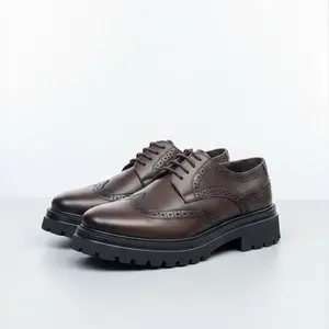 Men leather Oxford shoes