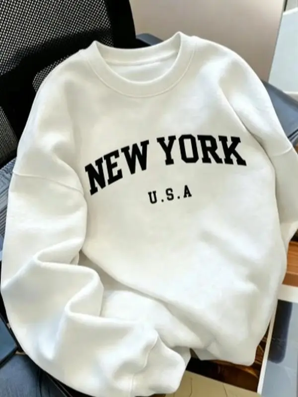Men’s crewneck sweatshirt, oversized plus-size unisex pullover for couples, classic NEW YORK USA letter graphic top, vintage preppy casual long-sleeve crewneck sweatshirt for the back-to-school season, loose fit basic everyday outfit for men and women