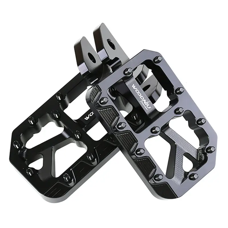 CNC Aluminum Alloy footrest   for SURRON Light Bee X S, Color Prickly Peg, Motorcycle Aluminum Alloy Pedal for Segway X160 X260/Talaria X3 X4/E Ride PRO SS,Black Body with colored pins Motorbike Vehicle Grip, Footrest Motorcycle, Ebike Parts Accessories