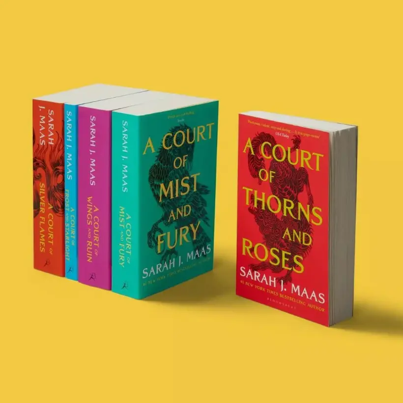 A Court of Thorns and Roses 5-Book Box Set - #1 Bestselling English Literature Book Series, Sarah J. Maas Epic Fantasy Romance for Fantasy Lovers, All 5 Volumes Following Feyre’s Full Journey Arc, Best Selling Novels, Collectors Bundle