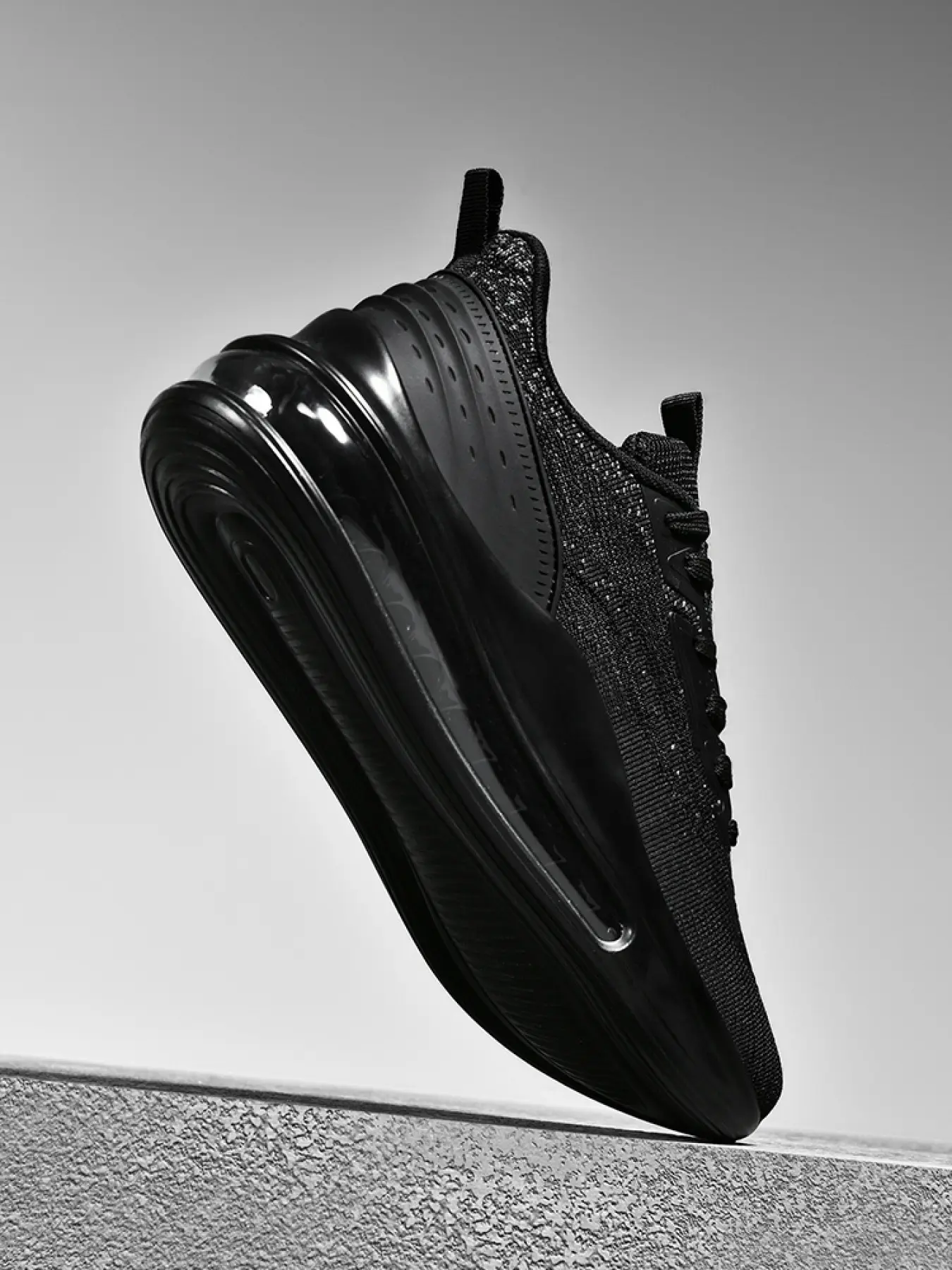 Men's All-Black Flyknit Air Cushion Plus Size Running Shoes, Tech Cool Black Style, Flyknit Upper + Full-Length Air Cushion + Non-Slip Sole, All-Black Elegant, Lightweight Fit , Ideal for Plus Size Men's Daily Outfits & Sports Scenarios
