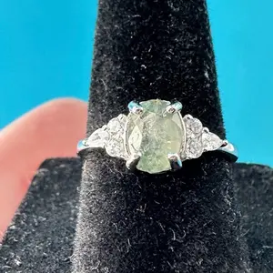 0.98 Carat All Natural Alexandrite Ring with Stunning Color Change in Size 6.5 Ideal for Unique Jewelry Lovers