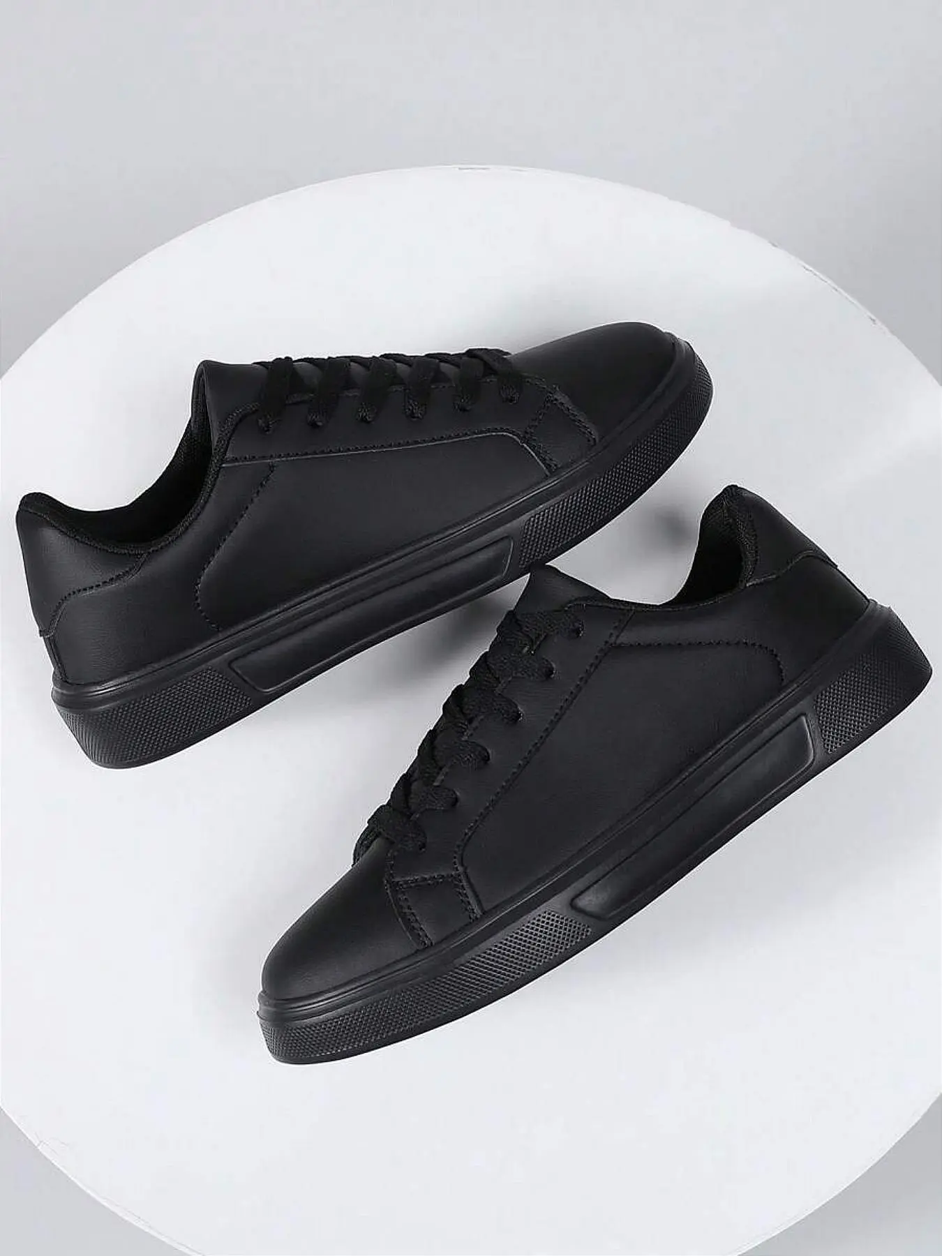 Men's Fashionable Lace Up Low Top Sneakers, Casual Trainer Shoes, Casual Trendy Trainers, Casual Comfortable Breathable Sports Shoes, Male All-match Round Toe Shoes for Daily Wear, Closed
