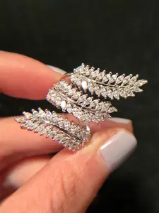 Elegant Leaf Branch Design Artificial Crystal Inlaid Spiral Cuff Ring, Rhinestone Decorated Ring, Fashion Accessories for Women, Wedding Engagement Anniversary Party Jewelry Gift
