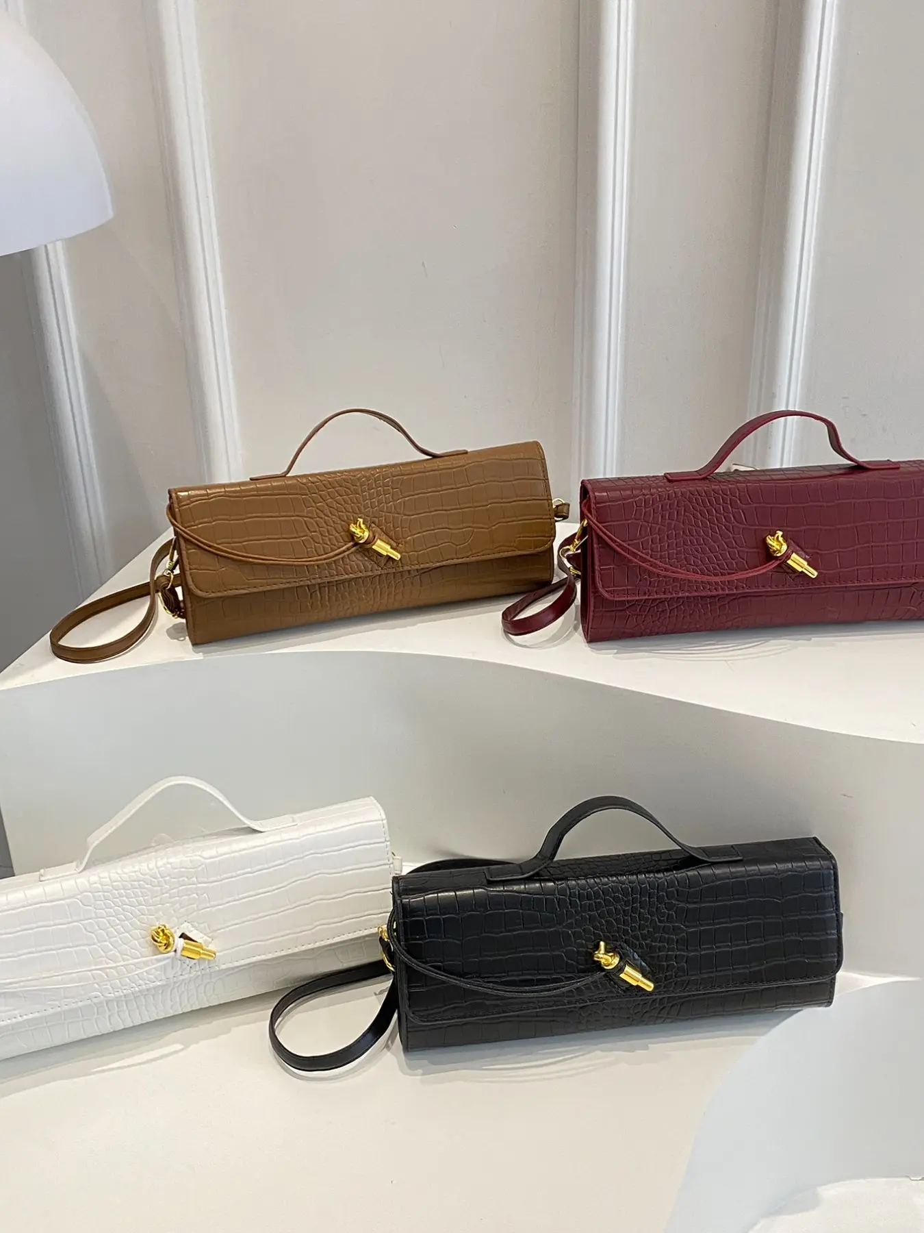 Women's Crocodile Pattern Evening Clutch Bag with Lock Closure, Versatile Handheld and Crossbody Style, Perfect for Parties and Daily Use, Fashionable Versatile Purse, Stylish Crossbody Bags, Fashionable Unique Bags