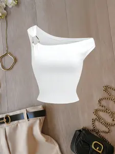 Design Sensational Asymmetrical Shoulder Metal Ring Embellished Top, Slimming Waist Sleeveless Vest, Elegance Pure Color Solid Short Shirt, Chic