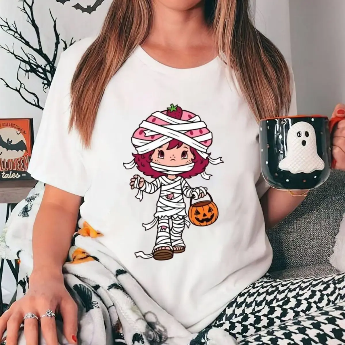 Mummy Strawberry Shortcake Tshirt Sweatshirt Hoodie, Spooky Cute Halloween Crewneck, Vintage 90s Cartoon Pullover, Black Fall Aesthetic Shirt , Unisex Sweater Pullover Tee