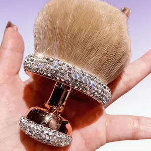 Rose Gold Rhinestone Makeup Brush, Large Fluffy Soft Bristles, Ideal for Loose Powder & Blush, Luxury Facial Makeup Tool, Perfect for Weddings & Gifts, Cosmetic Brushes