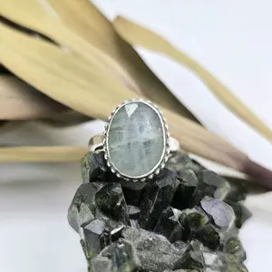 Jen's Jewels Sz 6 Aquamarine and Sterling Silver Ring, Ring Size 6, Aquamarine Ring