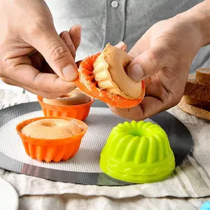 Reusable Silicone Cup Liners, Non-Stick Baking Molds for Pudding & Tart Shells, Random Colors, Durable Kitchen Tools