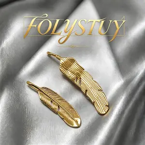 [FOLYSTUY(YNK05)]Vintage Engraved Feather Shape Charm Pendants, Premium Gold Tone Hollow Craft Accessory, Versatile Layering Jewelry For Casual & Daily Outfits