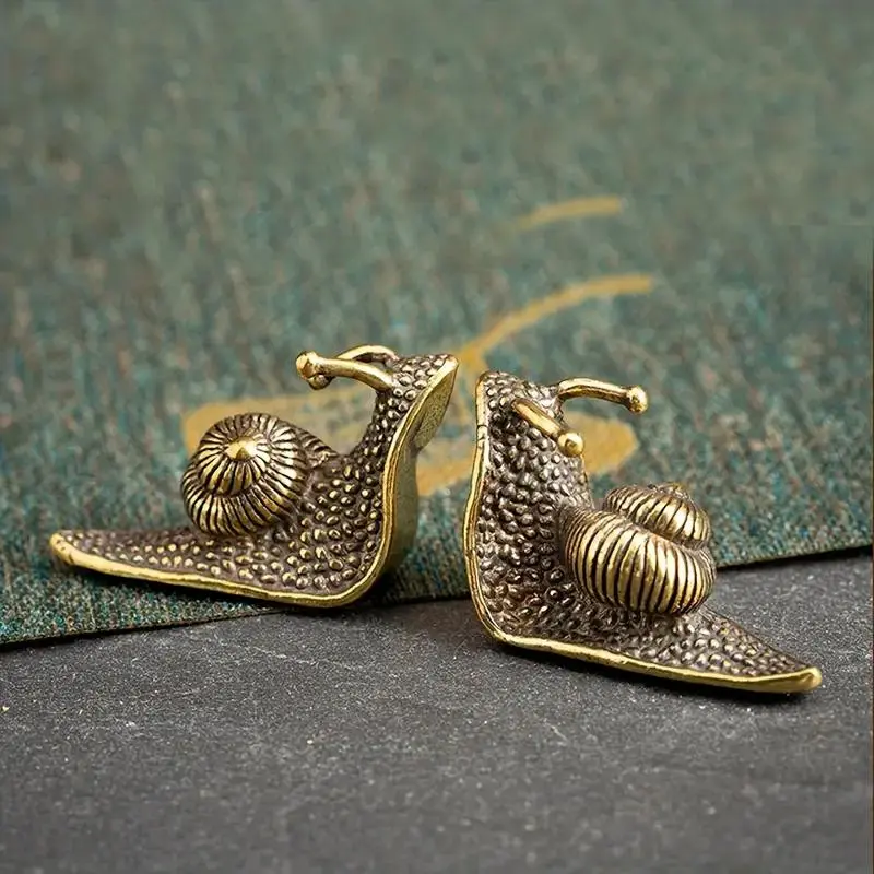 Brass Snail Design Animal Figurines, Figurine Set, 2 Counts Retro Mini Snail Statue Ornaments, Desk Antique Brass Tea Pet Collection Home Decoration, Collectible Figurines, Desktop Statue, Vintage Home Decor