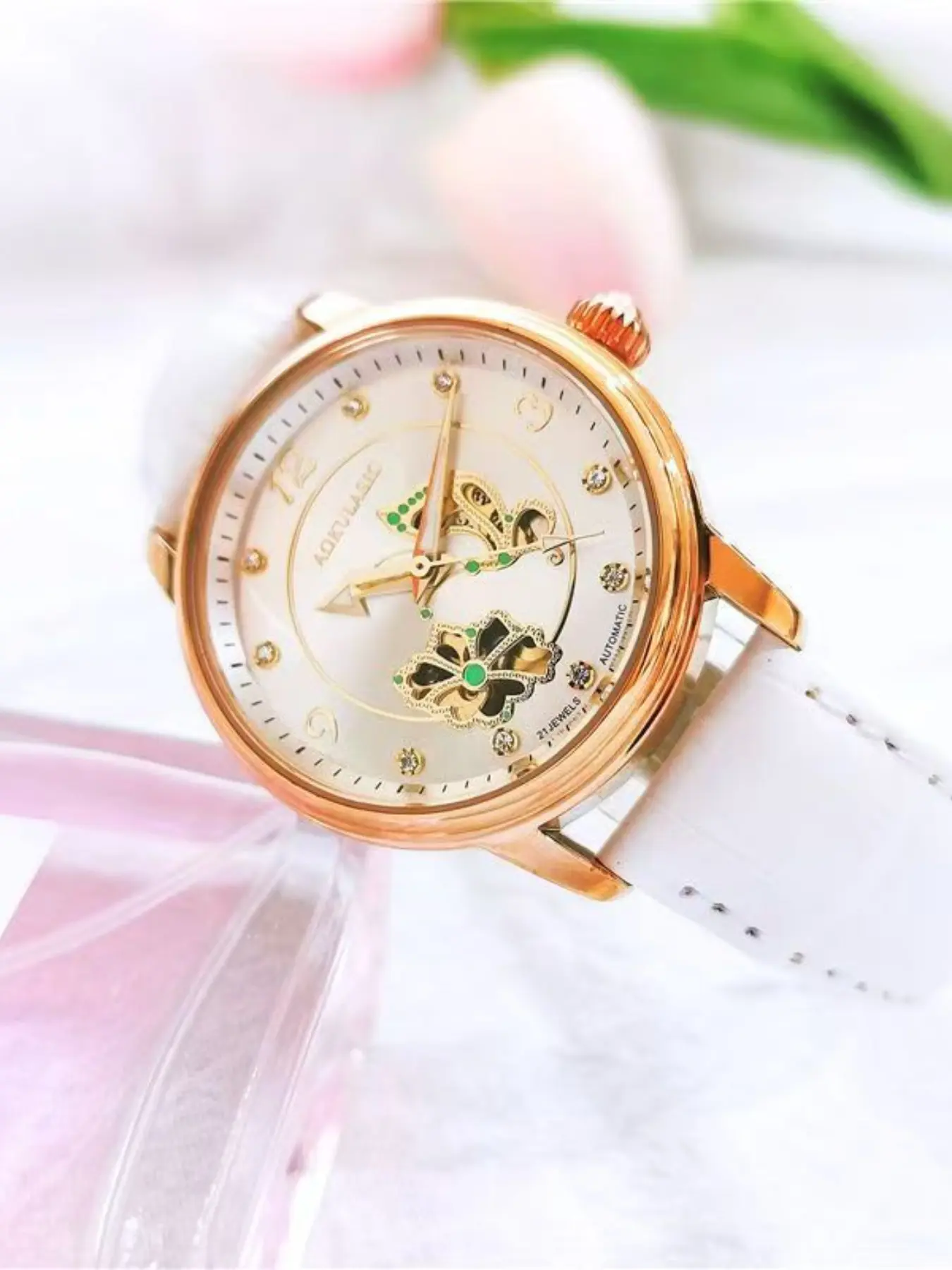 Luxury business style mechanical watch for women, butterfly love flower series light luxury fashion casual watch for female students, European, American styles, hollow bottom cover, automatic winding, Fashion round dial