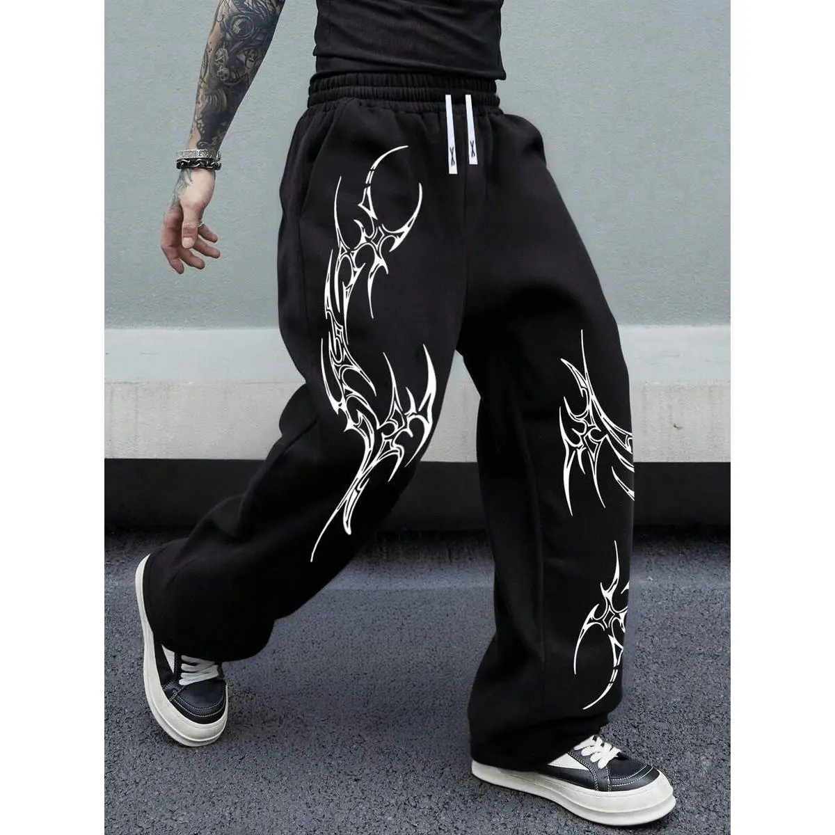 Men's Plus Size (4XL, 6XL) Stretch Black Polyester Long Sweatpants - Menswear Baggy Loose-Fit Mid-Waist Below-Ankle Knitted, Drawstring, Zipper Pockets, Cartoon Street Culture Graphic, All-Season Comfortable Streetwear for Halloween Bottoms