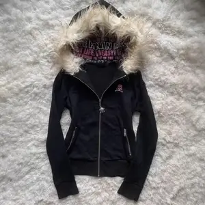 Mao Mao Gothic Style Hooded Cardigan Women’s Thickened Winter Coat Fur Collar Design Zip-Up Jacket Y2K Fashion