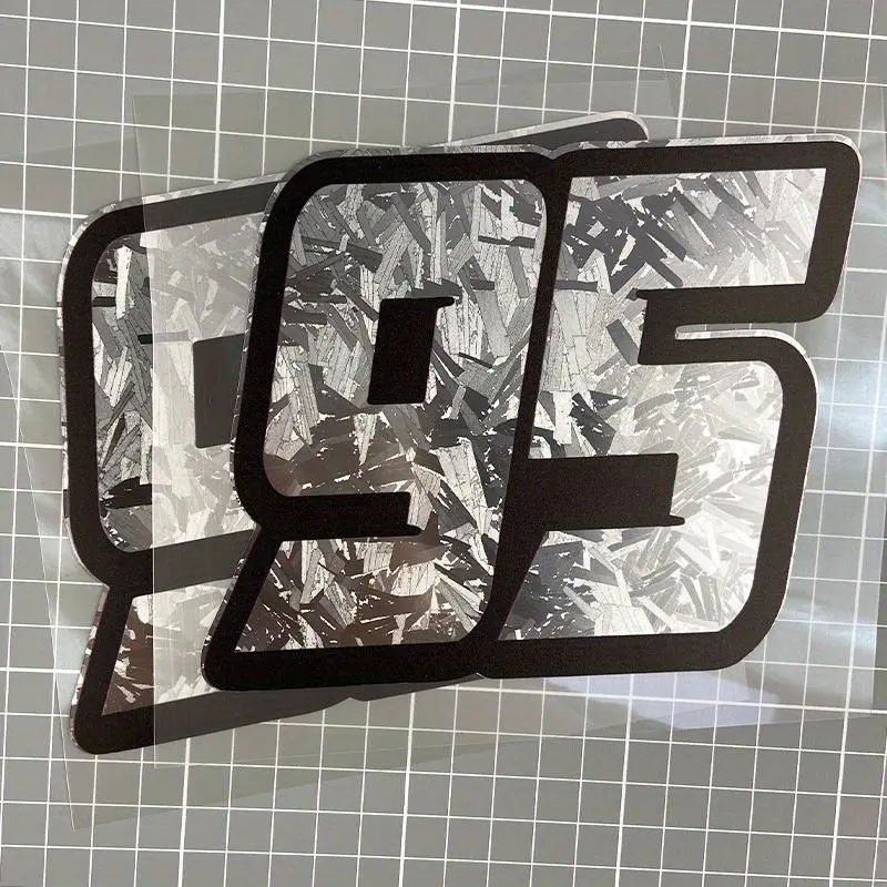 Holographic Carbon & Silver Racing Number 95 Motorcycle Sticker, Waterproof Personalized Vinyl Decal, Universal Decoration for Car Windows, Bumpers, Motorbike Fuel Tanks, Windshield Sticker, Hologram Stickers, Front Number Decal, Decals Stickers