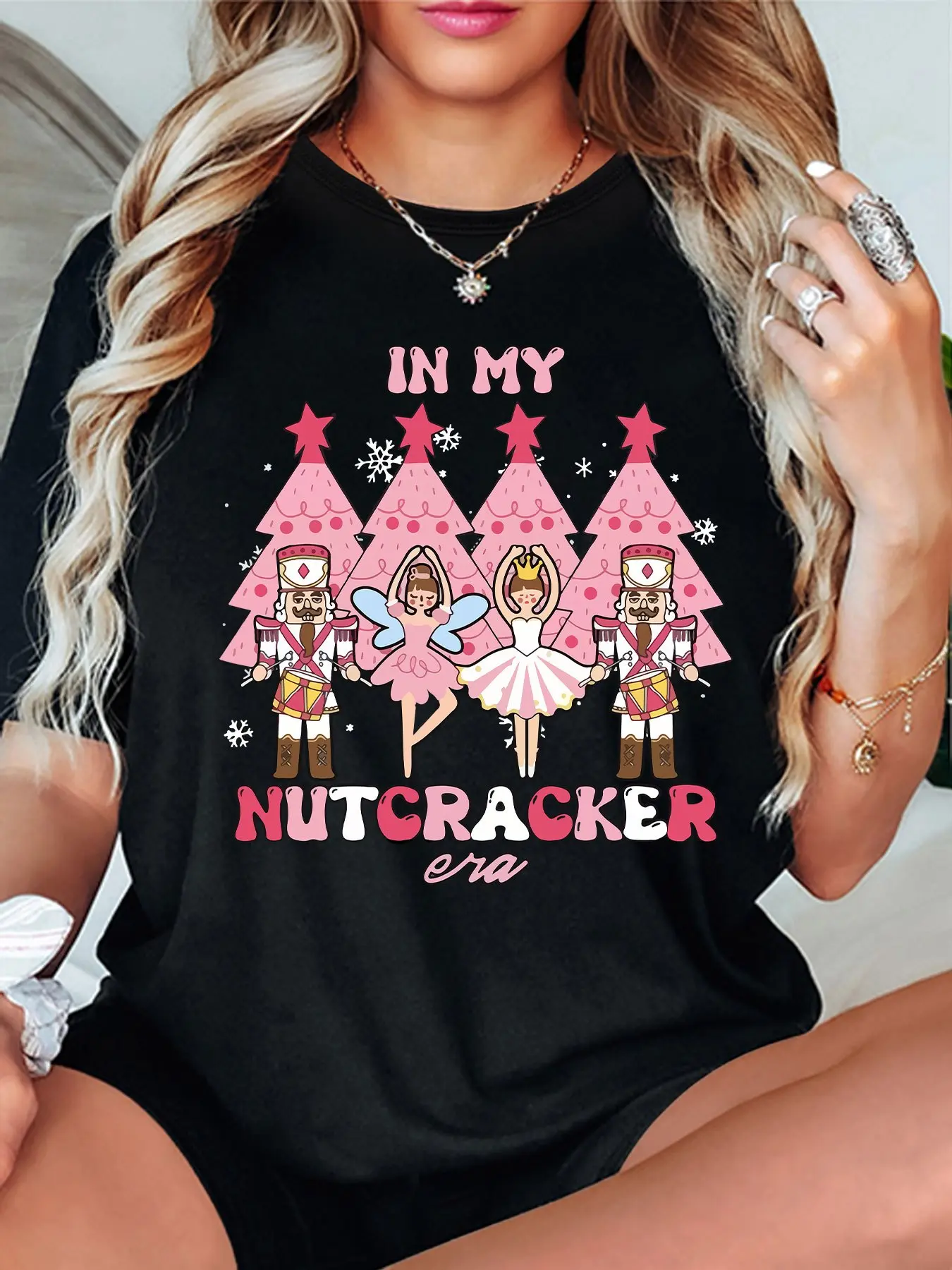 Women's 100% Cotton Casual Graphic Tee - Nutcracker Ballet Digital Print, Round Neck, Short Sleeve, Breathable Relaxed Loose-Fit Everyday Top for Layering Under Jackets, All-Season Style