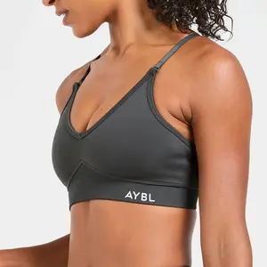 AYBL Adapt Seamless Sports Bra with V-Shaped Waistband & Adjustable Straps for Customizable Fit and Optimal Support