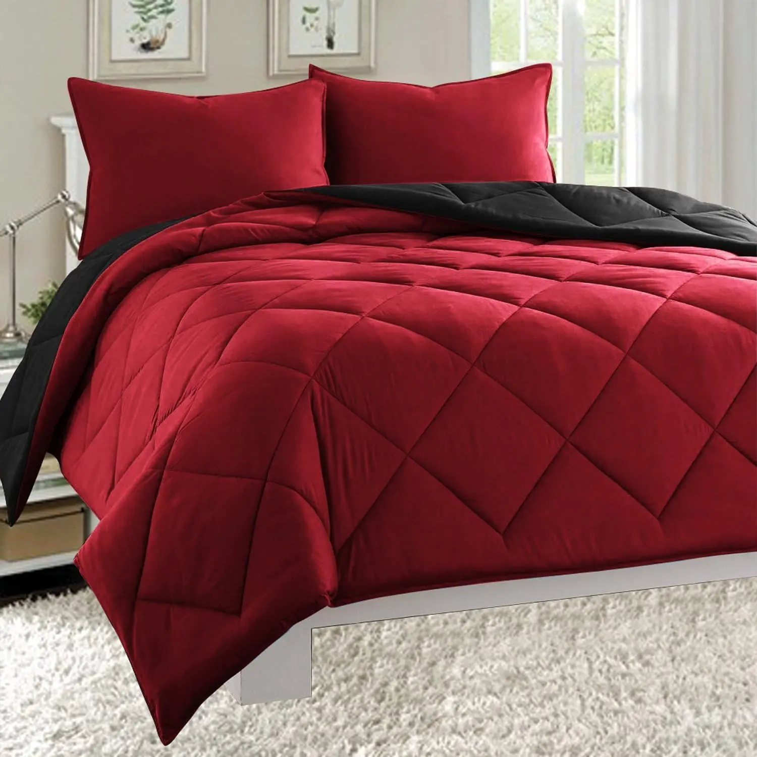 Queen Comforter Set - Classic, Wrinkle Resistant, Breathable, Durable All-Season Lightweight Down-Alternative Reversible 3-Piece Full/Queen Bedding Set, Black/Burgundy, Machine Washable
