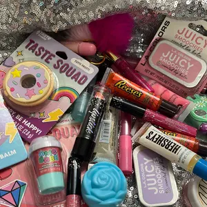 Lip Gloss & Lipstick Bundle - Color Matte & Glossy Finish Hydrate Moisture Moisturizer Red Tint Viral Multicolor Makeup