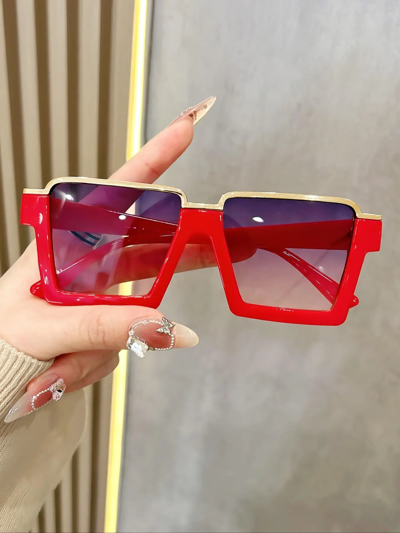 Unisex Fashionable All-match Tinted Lens Glasses, Trending Glasses, Fashion Eyewear, Trendy Casual Large Frames Glasses for Everyday Use, Fashion Accessories for Outdoor Activities