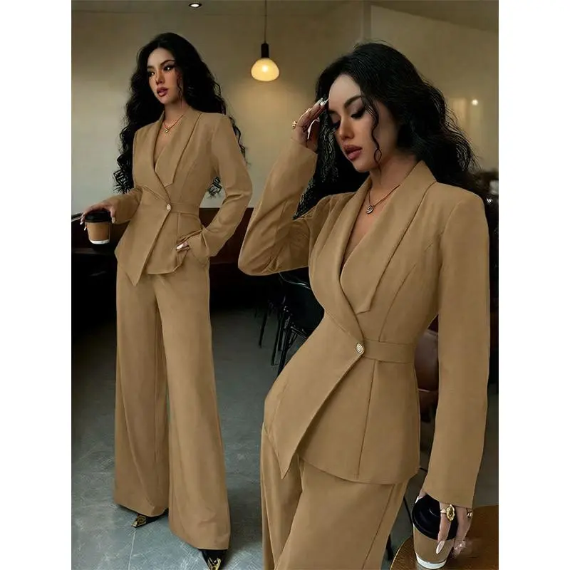 Khaki color (long sleeved)