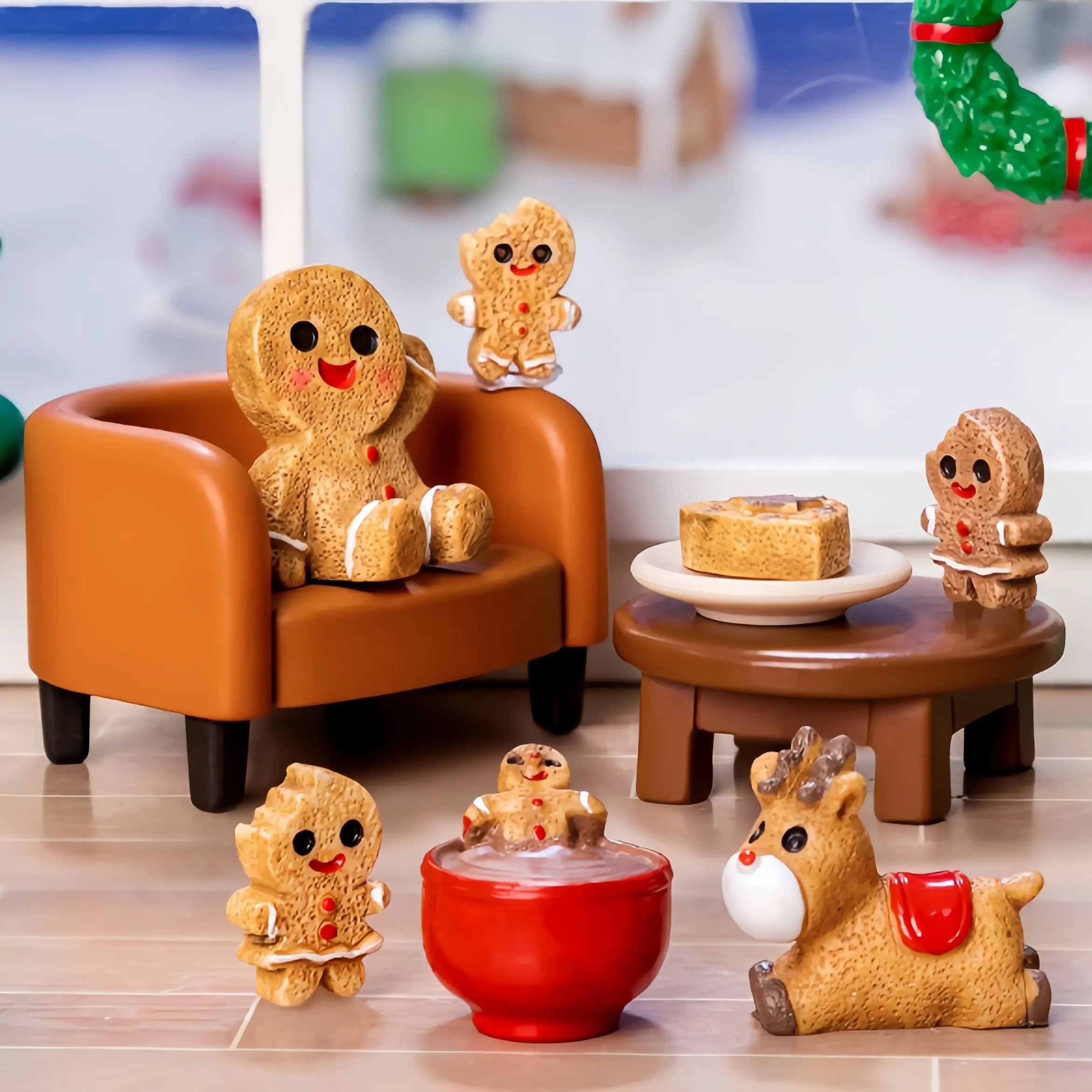 12pcs/22pcs Christmas Mini Figurines Set, Gingerbread Man Snowman House Decorations, DIY Holiday Accessories for Desk Bonsai Office Space