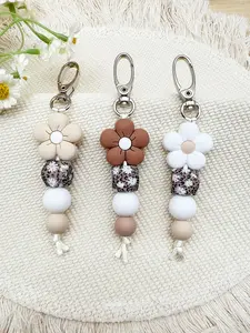 Silicone Floral Beaded Keychain for Bags with Daisy & Leopard Print, Elegant Fresh Decoration, Perfect Gift for Valentine's Day, Mother's Day, Christmas, Bag Charm Keychain