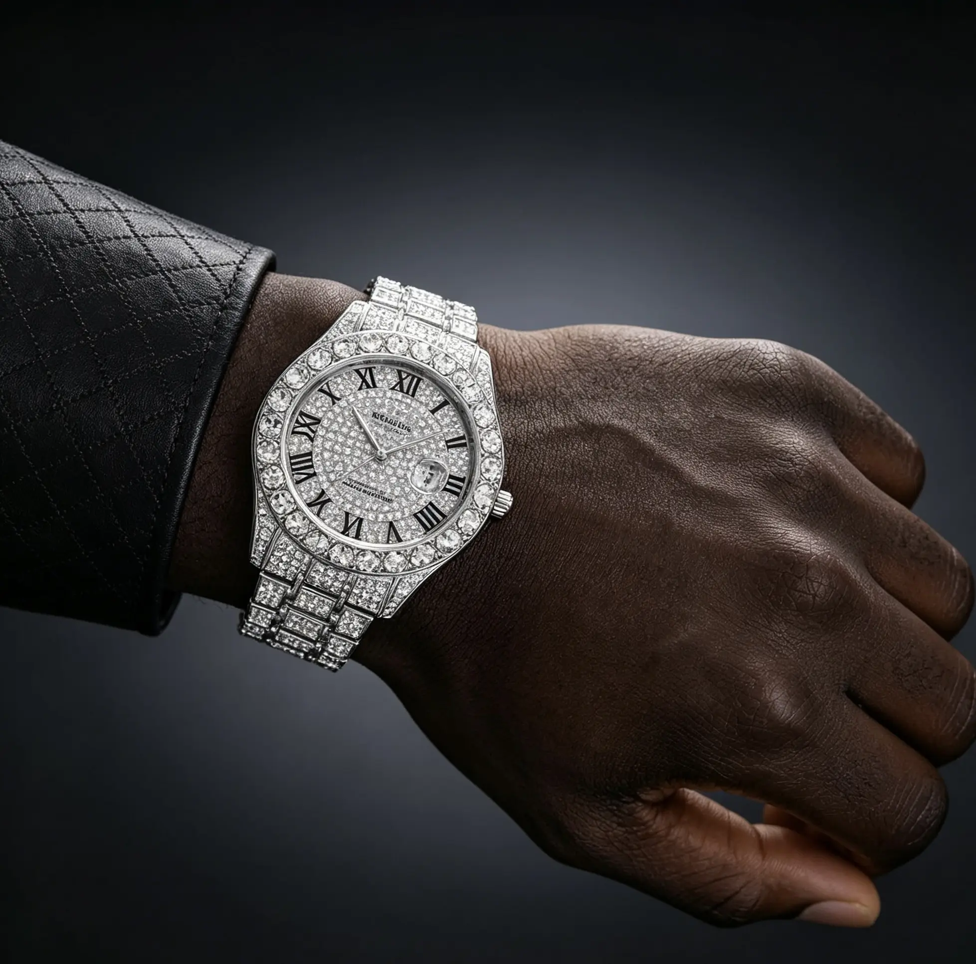 Icedoutwatch Hiphop Rhinestone Diamond Watch 10 inches Cuban Chain Rapper Metal Band Plated Luxury Roman Numerals Timepiece Premium Trendy