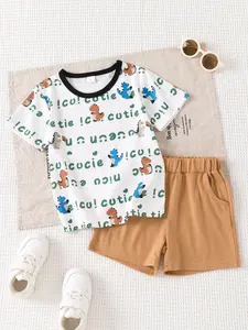 Summer Boys' 2-Piece Dinosaur Print Round Neck T-Shirt + Shorts Set, Casual Fitted Short Sleeve, Fashionable Kids Clothing