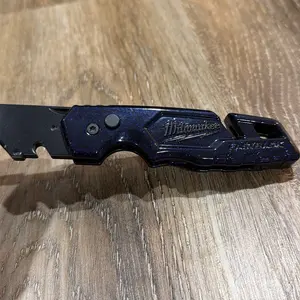 Sonic blue Milwaukee fastback Sonic blue Milwaukee fastback