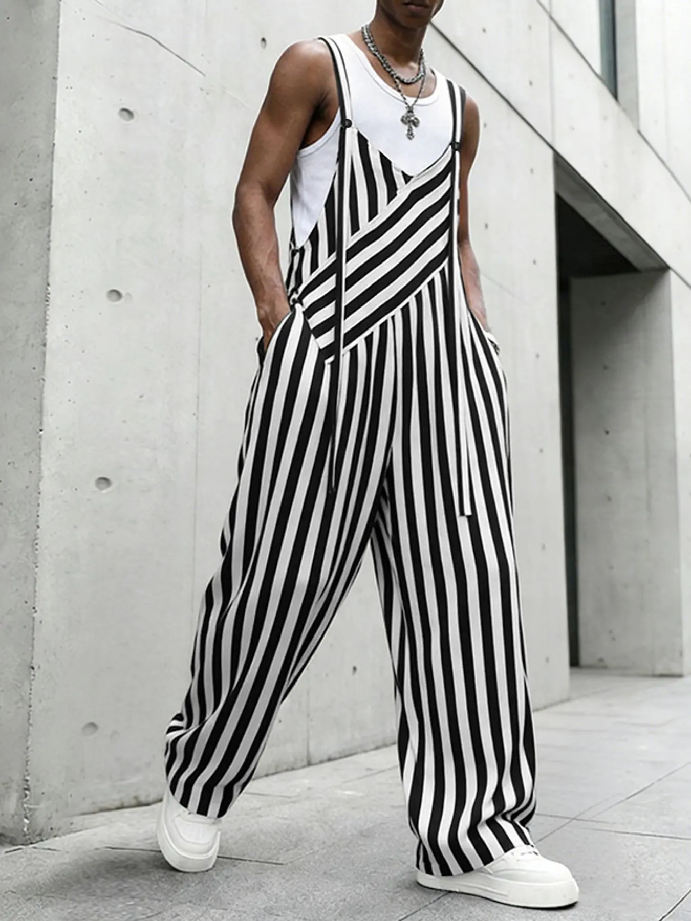 INCERUN Men's Fashion Casual Striped Overalls Bib Pants, Patterned Long Bib Pants, Ideal for Daily Wear, Comfortable and Stylish, Perfect for Everyday