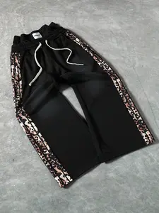 Men's Loose Fit Leopard Print Graphic Side Striped Pants, Soft Breathable Fabric, Street Style, Casual Comfy Elastic, Casual Outdoor Wear for All Seasons