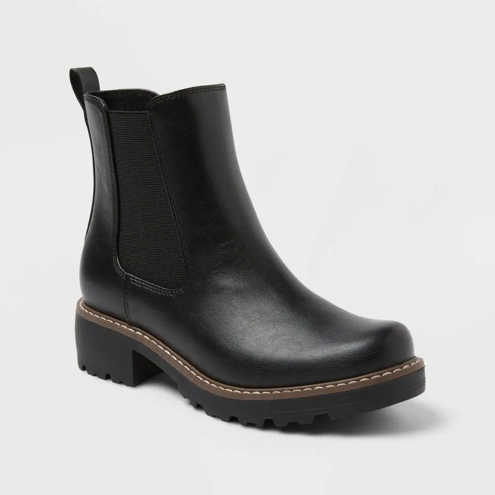 Universal Thread Celina Women's Faux Leather Chelsea Ankle Boots, Black Slip On Footwear with Memory Foam and a 1.75" Block Heel