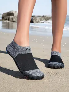 Men's Swimming Shoes, Wading Boots, Camp Shoes, Driving Shoes, Outdoor River Play, Beach Pool Wear, Wide Head Design, Elastic Fabric, Rubber Sole