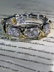 Luxury Sparkling Zircon Cross Ring for Women, Fashion Simple Circle Design, Unisex Party Jewelry, Stainless Steel Rings, Perfect Gift for Girlfriend or Wife, Anniversary Ring