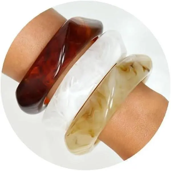 Women's Bold Synthetic Geometric Chunky Wide Bangles Set, Vibrant Colorful Statement Accessories, Mix and Match, Wrist-Gliding, Versatile for Daily Wear, Glides On The Wrist, Comfortable, Casual, Lightweight, Stackable, Female, Modern
