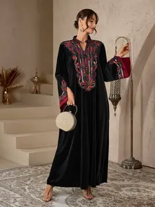 Women's Ethnic Loose-Fitting Long Dress, Womenswear, Embroidery, Velvet Fabric, Elegant Style for Fall & Winter, Perfect for Casual Occasions