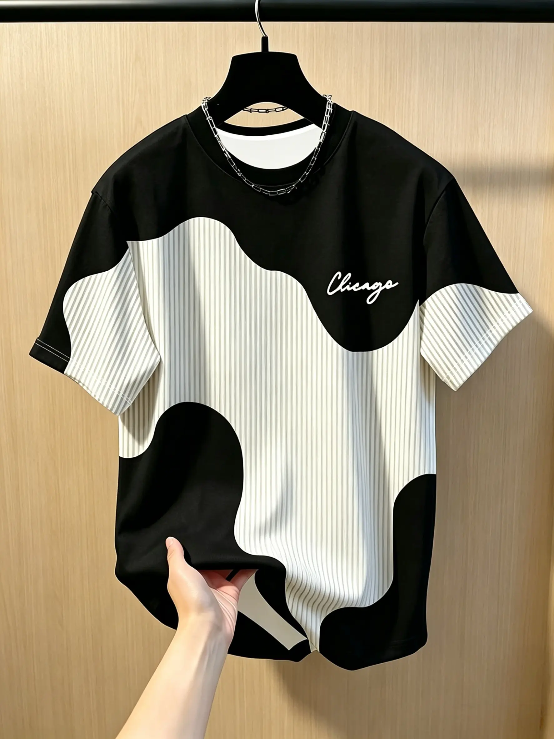 Men'S Casual Round Neck T-Shirt, Geometric Pattern Patchwork Striped Design, "Chicago" Word Pattern, Drapey Fashion Top, All-Season Wear, Breathable Regular Fit for Casual And Formal Outfits - Round Neck Casual Shirt, Comfortable Wear
